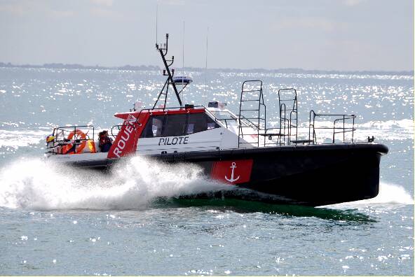 Défenses de Vedettes Ocean 3 - Pilotine "Colibri" La Seine