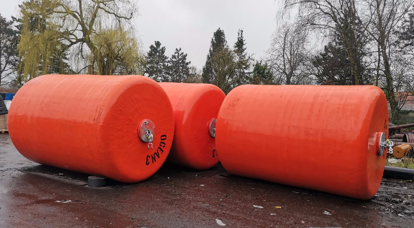 D&eacute;fenses D'Accostage Mousse Ocean 3 - Remplacement D&eacute;fenses &Oslash; 2,5 x 3,6 m Quai des Flotilles Base Navale de Brest 2