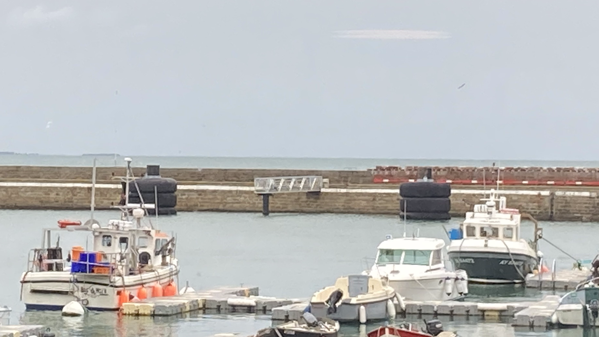 D&eacute;fenses Rotatives Ocean 3 - Donuts Poste Bourdelle Le Palais Belle-Ile 2